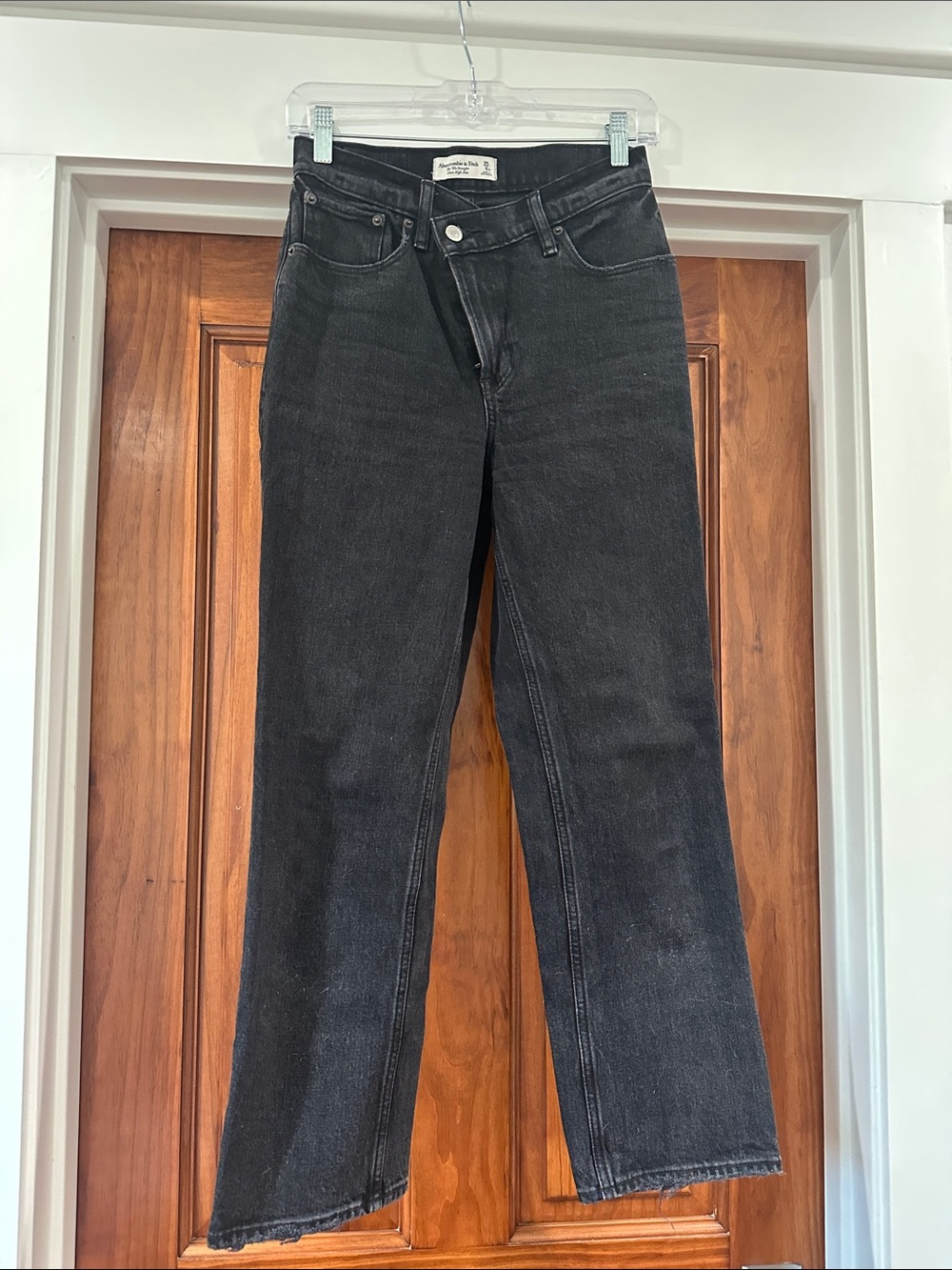 Abercrombie & Fitch 90s Straight Ultra High Rise Jeans